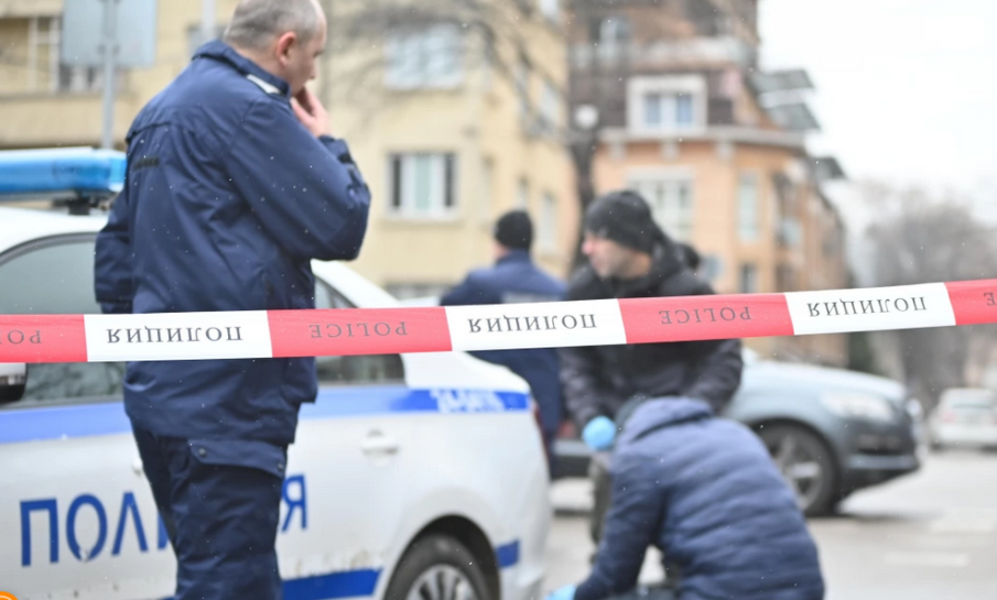 Въоръжен взе заложници и уби един от тях в ресторант в Турция (ВИДЕО)