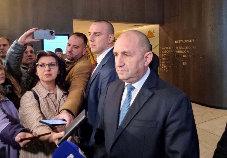 Радев без да споменава Възраждане: Всяка проява на вандализъм сега е покушение срещу България Радев без да споменава Възраждане: Всяка проява на вандализъм сега е покушение срещу България