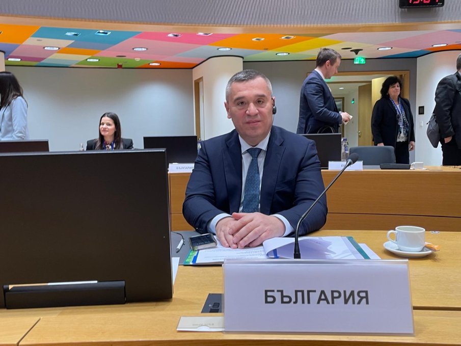 Министър Тахов: Необходима е стабилна самостоятелна обща селскостопанска политика с отделен специален бюджет