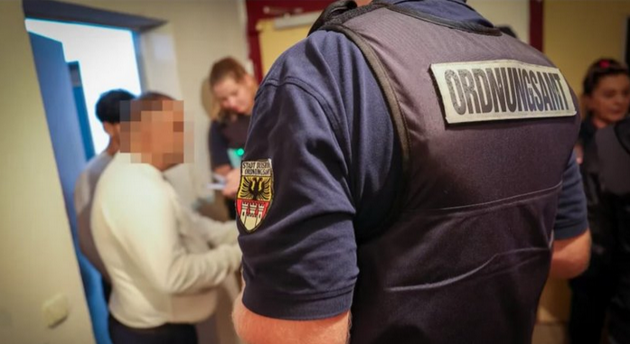 Билд: Румънци и българи взимали социални помощи за 59 деца фантоми в Германия