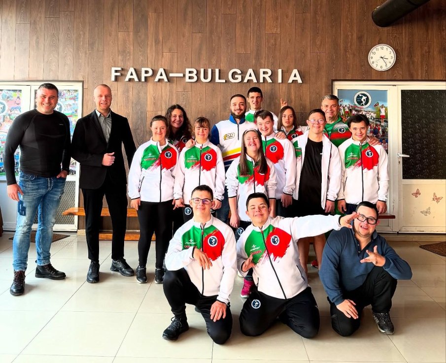 СЛЪНЧЕВИ ДЕЦА: Криско организира лагер за младежи със специални потребности (СНИМКА)