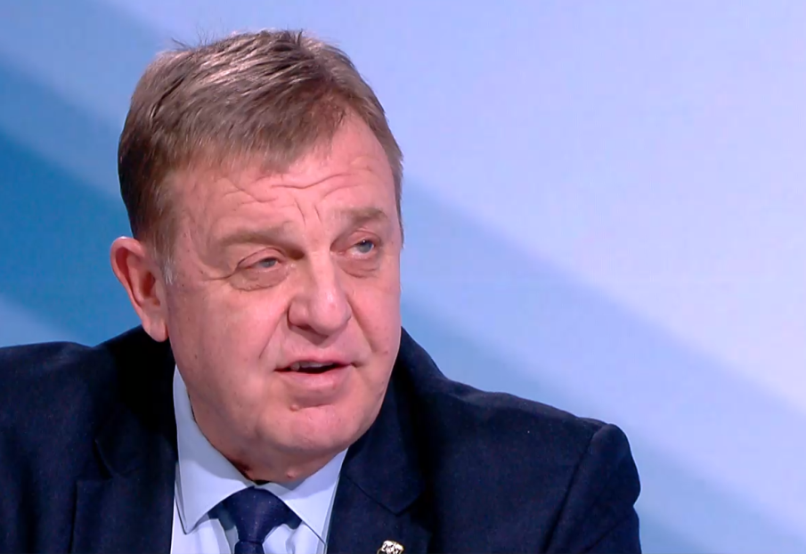 Каракачанов: В ЕС ние не печелим, защото сме йесмени - никой не се съобразява с нас Каракачанов: В ЕС ние не печелим, защото сме йесмени - никой не се съобразява с нас
