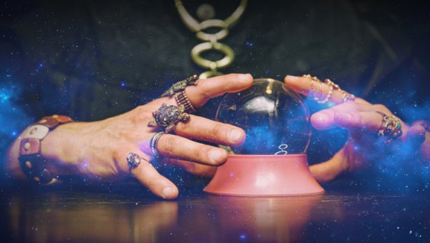 ПРОКЛЯТИЕТО НА ТЕМИДА: Осъдиха магьосница, плашила куриер със смърт