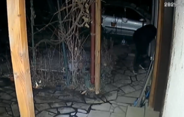 Маскирани плячкосват три пъти за 10 дни една и съща къща