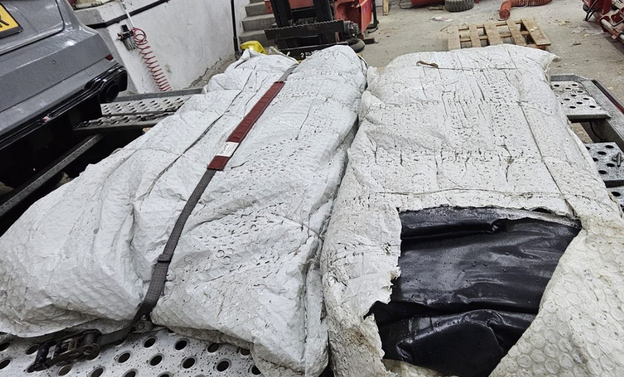 Митничари задържаха 4 надуваеми лодки за нелегално преминаване на Ламанша