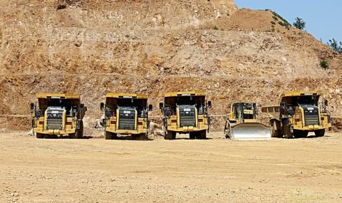 РЕШЕНО! Правителството няма да предоговаря условията по концесиите за злато