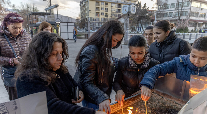 Родителите на загиналите в пожара в Кочани заплашват с протести и блокади