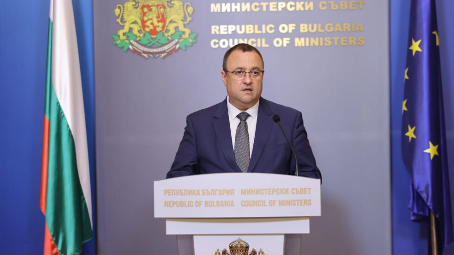 Регионалният министър поиска освобождаването на шефове в АПИ