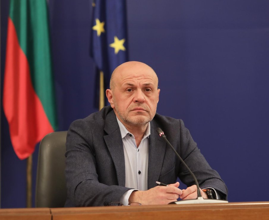 Вицепремиерът Дончев: Още тази година България може да получи второ и трето плащане по ПВУ Вицепремиерът Дончев: Още тази година България може да получи второ и трето плащане по ПВУ