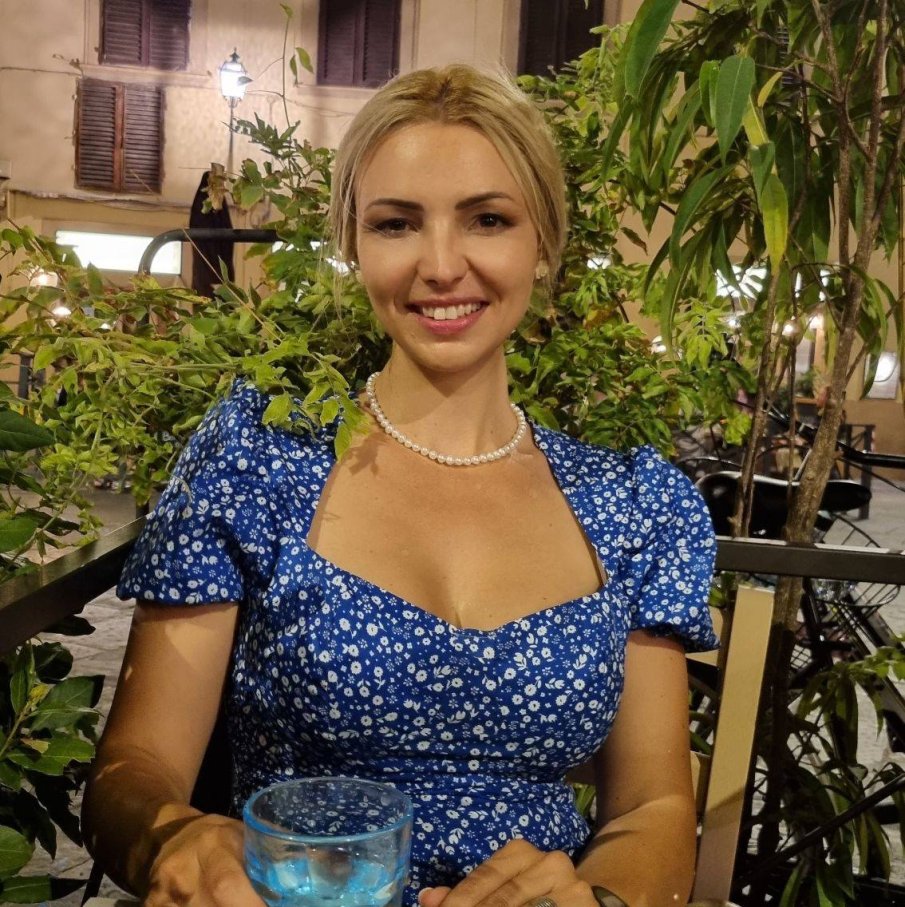 Eто коя красавица оглеждат за мястото на бременната Натали Трифонова