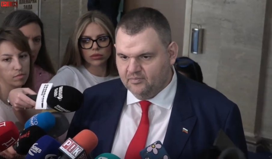ПЪРВО В ПИК TV! Пеевски: Моята партия никога няма да работи с ППДБ, те източиха Митниците и ограбиха България! Ще подкрепям правителството, докато прави добро за хората (ВИДЕО) ПЪРВО В ПИК TV! Пеевски: Моята партия никога няма да работи с ППДБ, те източиха Митниците и ограбиха България! Ще подкрепям правителството, докато прави добро за хората (ВИДЕО)