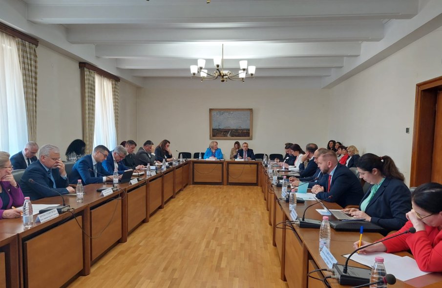 Национална група обсъди възможни приоритети на Българското председателство на Стратегията на ЕС за Дунавския регион Национална група обсъди възможни приоритети на Българското председателство на Стратегията на ЕС за Дунавския регион