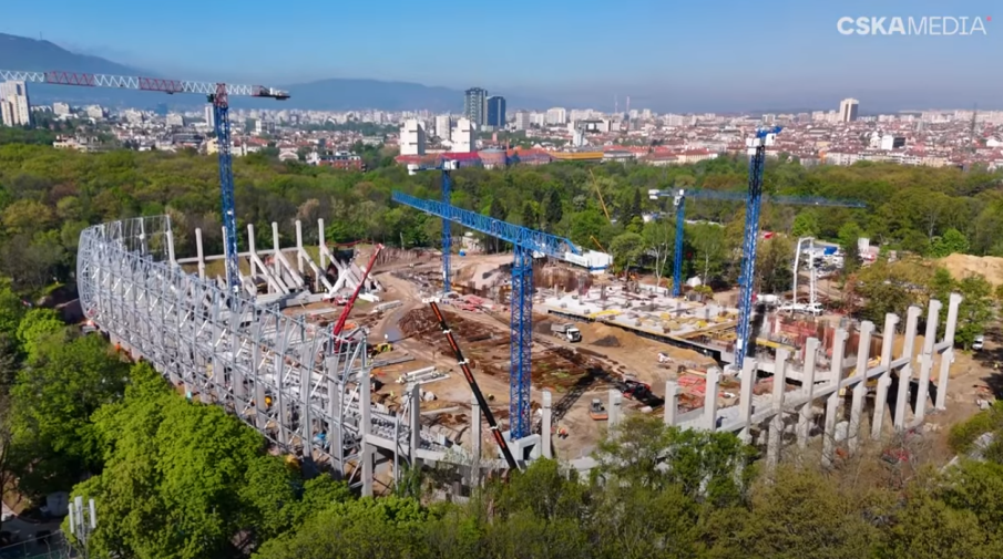 ЦСКА показа първите части от фасадата на Българска армия (ВИДЕО)