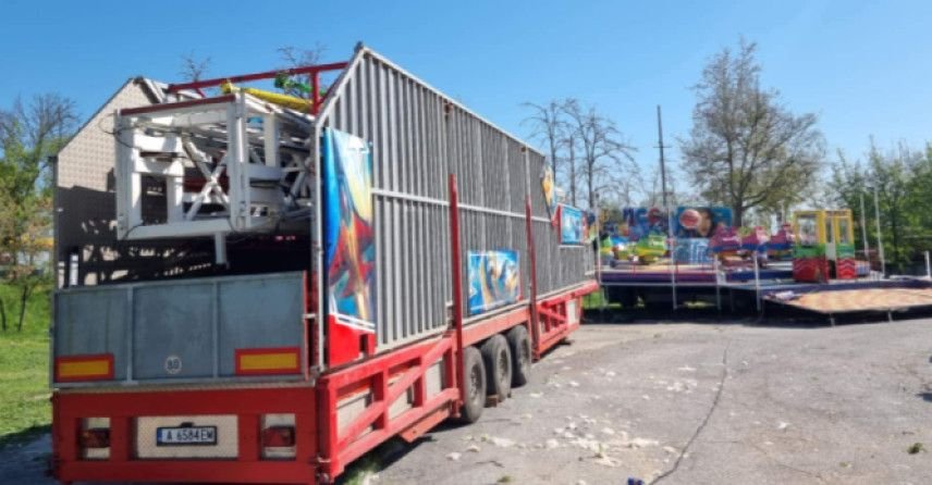 Тежко остава състоянието на мъжа, ранен при инцидента в лунапарка в Ямбол Тежко остава състоянието на мъжа, ранен при инцидента в лунапарка в Ямбол