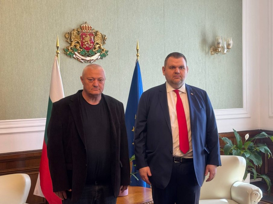 ПЪРВО В ПИК! Пеевски прие още един кмет - ангажира се с подкрепа за преодоляване на щетите от бедствието в Северна България ПЪРВО В ПИК! Пеевски прие още един кмет - ангажира се с подкрепа за преодоляване на щетите от бедствието в Северна България