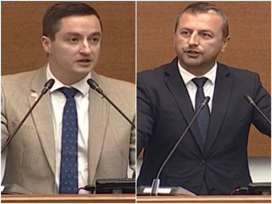 ПАК ПАНАИРИ В НС! Божанков пита какво става с имунитетите на четиримата от Възраждане - човек на Костадинов му отвърна, че има слабо изразен полов диморфизъм (ВИДЕО) ПАК ПАНАИРИ В НС! Божанков пита какво става с имунитетите на четиримата от Възраждане - човек на Костадинов му отвърна, че има слабо изразен полов диморфизъм (ВИДЕО)