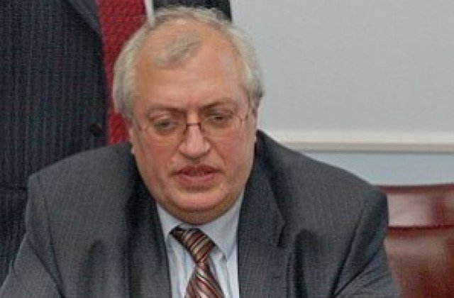 Бившият шеф на Пирогов доц. Спас Спасков с първи коментар за трагедията със 7-годишното дете от Литаково Бившият шеф на Пирогов доц. Спас Спасков с първи коментар за трагедията със 7-годишното дете от Литаково