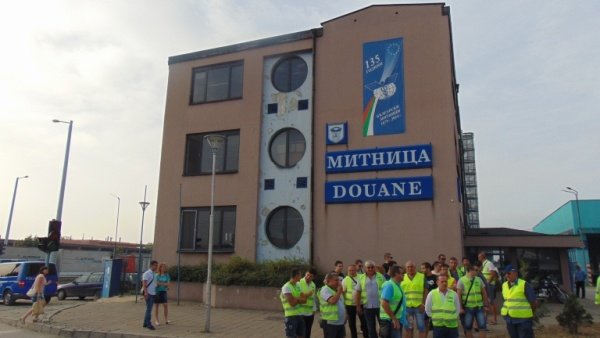 ОТ ПОСЛЕДНИТЕ МИНУТИ! Ето какво съобщават от прокуратурата за разследването в митница Пловдив ОТ ПОСЛЕДНИТЕ МИНУТИ! Ето какво съобщават от прокуратурата за разследването в митница Пловдив