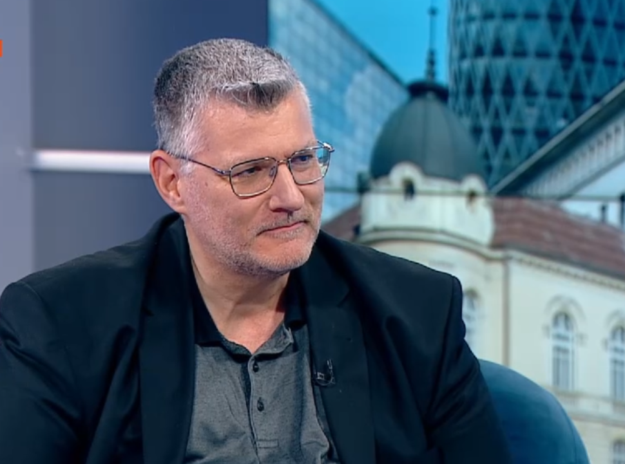 Проф. Момеков за антибиотиците: Да ги използваме по-рядко и не като средство за успокоение Проф. Момеков за антибиотиците: Да ги използваме по-рядко и не като средство за успокоение