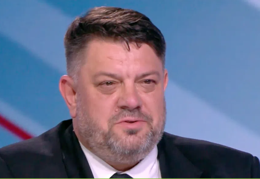 Атанас Зафиров: Проблемът с F-16 е технически, няма да има подобни ситуации при следващите доставки Атанас Зафиров: Проблемът с F-16 е технически, няма да има подобни ситуации при следващите доставки