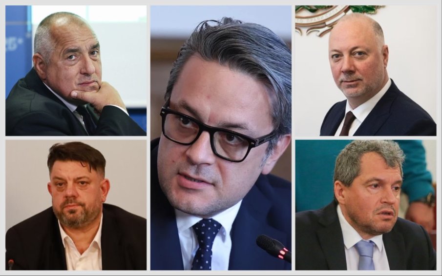 Тома Биков пред ПИК TV с анализ на стоте дни на правителството: Шансът за пълен мандат на кабинета Желязков е много голям (ВИДЕО) Тома Биков пред ПИК TV с анализ на стоте дни на правителството: Шансът за пълен мандат на кабинета Желязков е много голям (ВИДЕО)