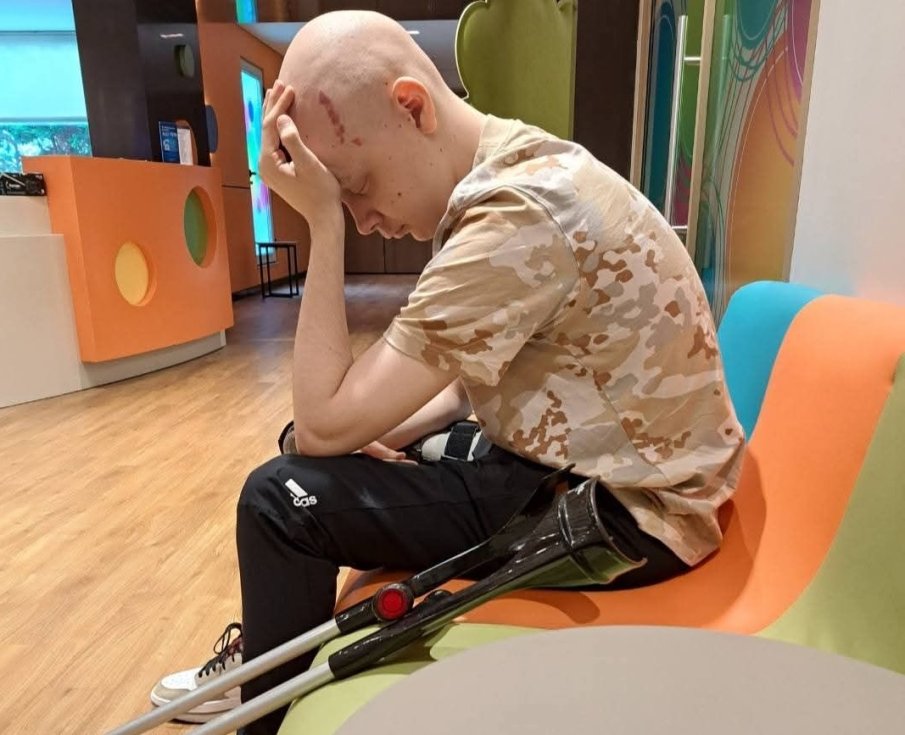 ЗАДАВИХ СЕ ОТ ТИШИНА И СТРАХ: Отчаяна майка моли за средства, за да спаси сина си