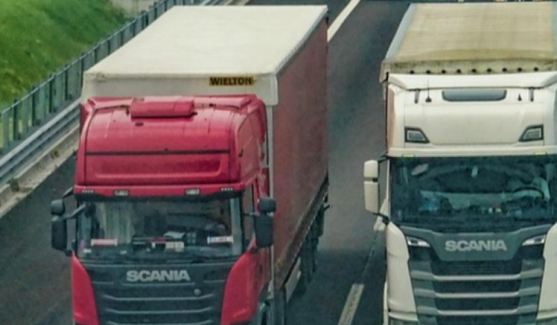 В спор за конкуренцията: Полски шофьори блокираха границата с Украйна