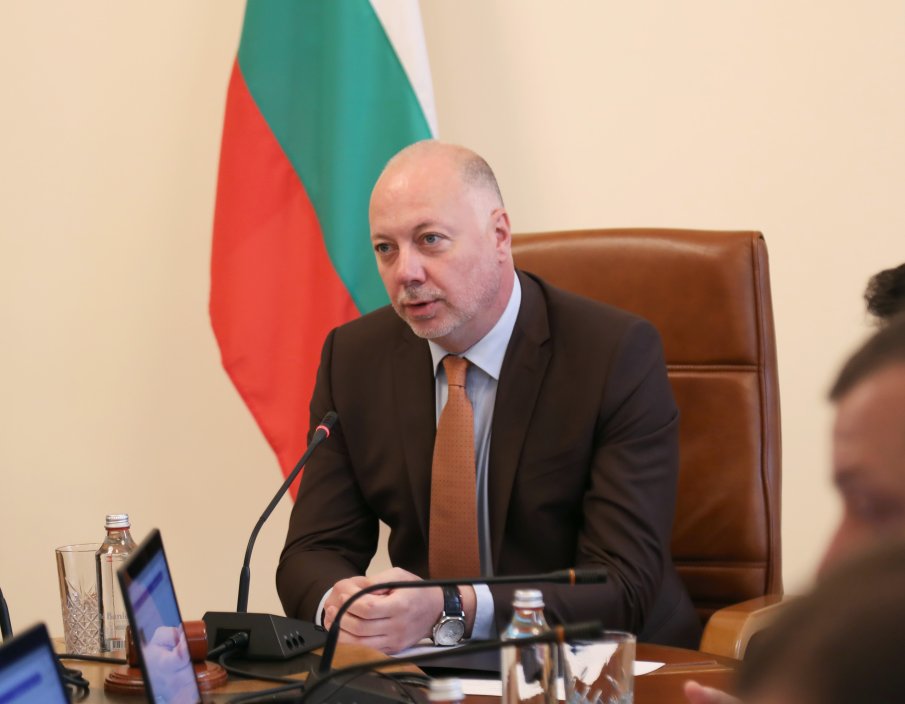 Правителството прие програма за упражняване правата върху държавни имоти Правителството прие програма за упражняване правата върху държавни имоти