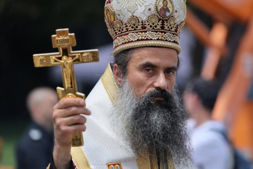Може ли да се усмихва патриарх Даниил