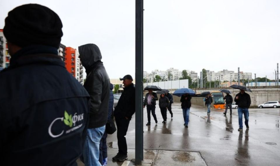 БЛОКАДАТА НЕ ПАДА! Шофьорите на градския транспорт в София се готвят за безсрочна стачка