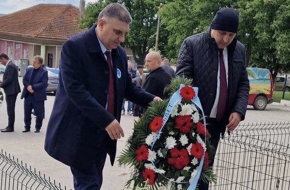 ДПС - НОВО НАЧАЛО почете жертвите на Възродителния процес (СНИМКИ)