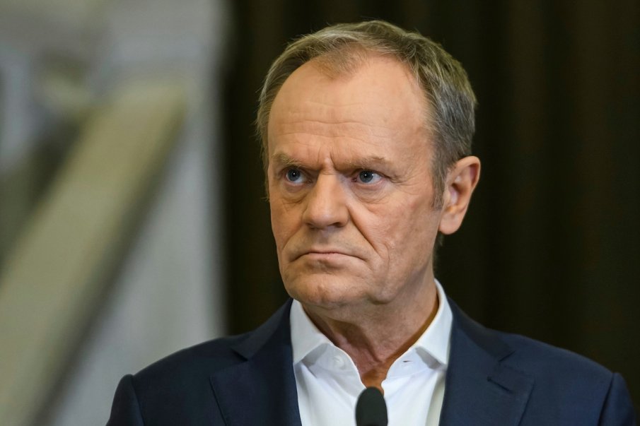 Туск съобщи, че руски хакери са атакували сайтовете на партията му