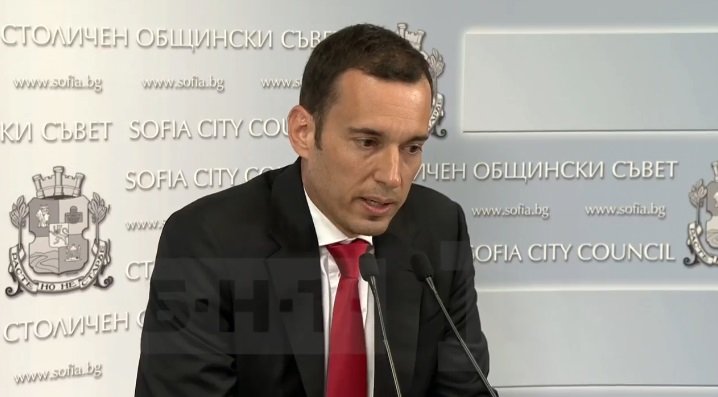 ВЪРХЪТ НА АРОГАНТНОСТТА! Намериха му 15 млн. лв., за да решат кризата с транспорта, а Васил Терзиев пак недоволства ВЪРХЪТ НА АРОГАНТНОСТТА! Намериха му 15 млн. лв., за да решат кризата с транспорта, а Васил Терзиев пак недоволства