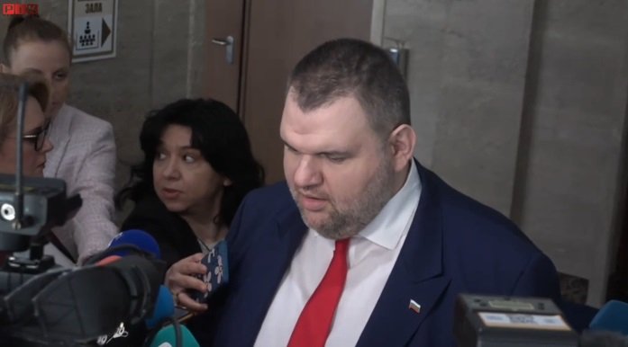 ПЪРВО В ПИК TV! Делян Пеевски с горещ коментар за обединението на ДПС: Спечелих битката за хората! Радев е популист, иска да заеме територията на Възраждане и Величие (ВИДЕО)