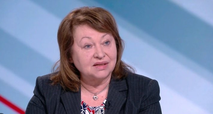 САМО В ПИК TV! Бившият социален министър Христина Христова с горещ анализ за влизането ни в еврозоната: Грозно е да се злоупотребява със страховете на хората (ВИДЕО)