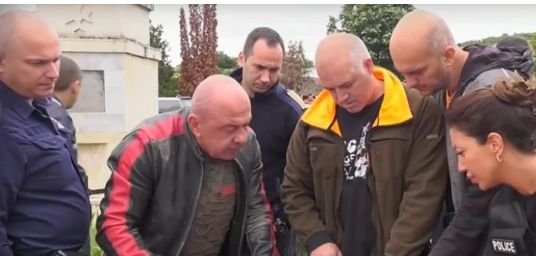 Десети ден без следа от 53-годишния мъж, изчезнал край Монтана