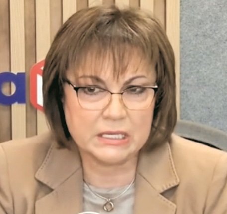 ШАШ: Нинова умряла, докато пържила кюфтета