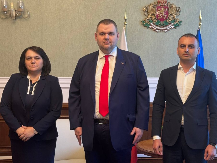 ПЪРВО В ПИК! Пеевски прие кметовете на Ардино и Момчилград
