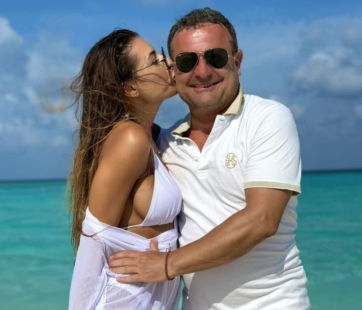 САМО В ПИК И РЕТРО: Рачков заряза адреналинката, тя му се обясни в любов (СНИМКИ)