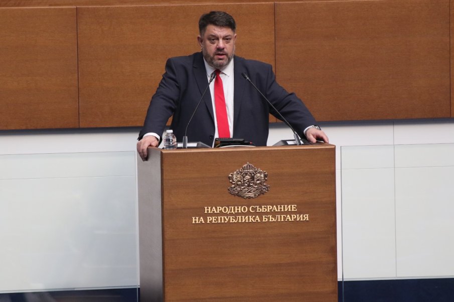 Атанас Зафиров: Има спад в младежката безработица с близо 4%