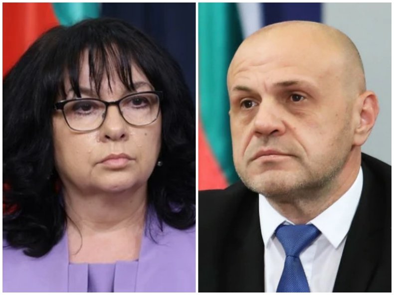 ГОТОВИ ЗА ЕВРОТО: Правителството ще бъде безкомпромисно към всеки един опит за необосновано повишение на цените ГОТОВИ ЗА ЕВРОТО: Правителството ще бъде безкомпромисно към всеки един опит за необосновано повишение на цените