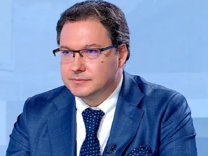 Министър Митов: Знам колко им е трудно на полицаите, но няма да толерирам неправомерни действия, ще има още кадрови промени Министър Митов: Знам колко им е трудно на полицаите, но няма да толерирам неправомерни действия, ще има още кадрови промени