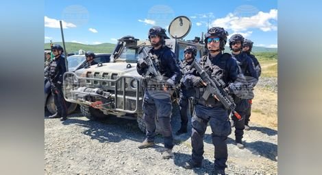 Многонационалната бойна група на НАТО с учение на полигон “Ново село“