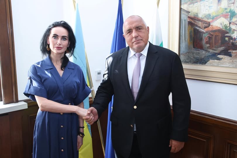 ИЗВЪНРЕДНО! Борисов се срещна с украинската посланичка - изрази готовност да... ИЗВЪНРЕДНО! Борисов се срещна с украинската посланичка - изрази готовност да...