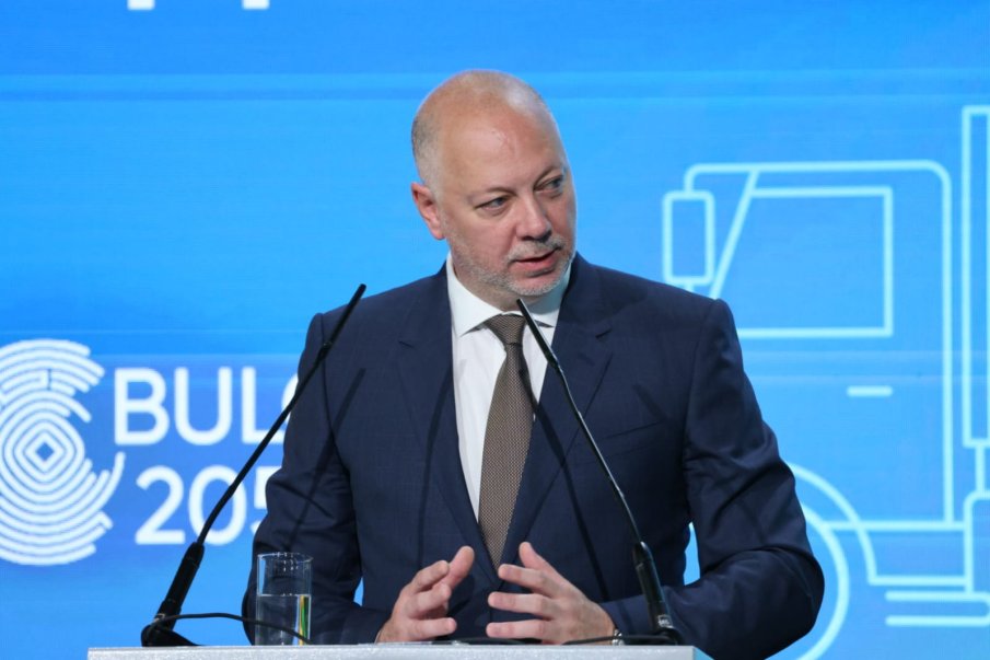 Росен Желязков: В България бизнесът е национално отговорен, инвестира в енергоспестяващи технологии Росен Желязков: В България бизнесът е национално отговорен, инвестира в енергоспестяващи технологии
