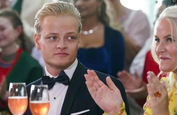 Синът на норвежката принцеса е обвинен в четири изнасилвания