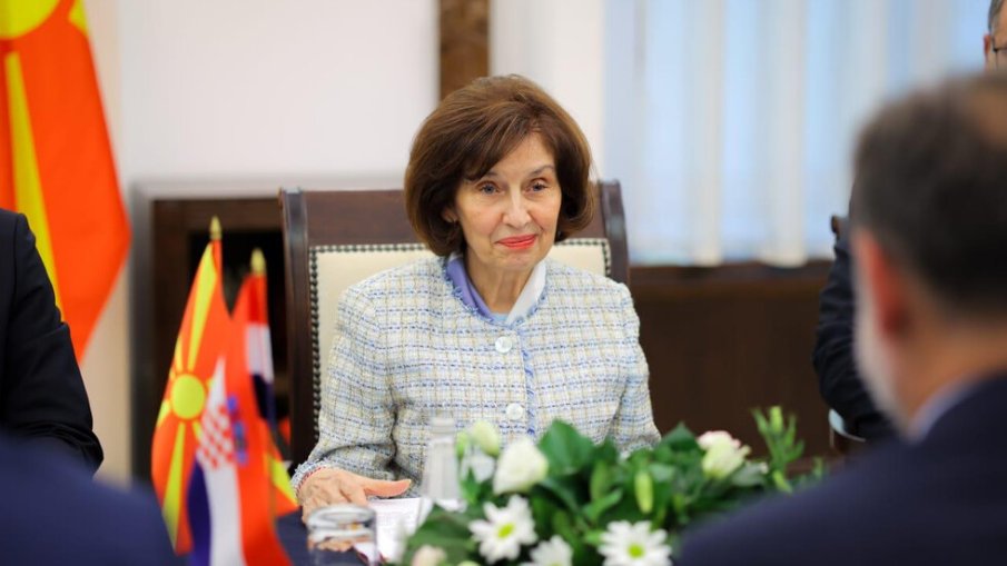 Гордана Силяновска оповести за медиите в Скопие приятния си разговор с Росен Желязков