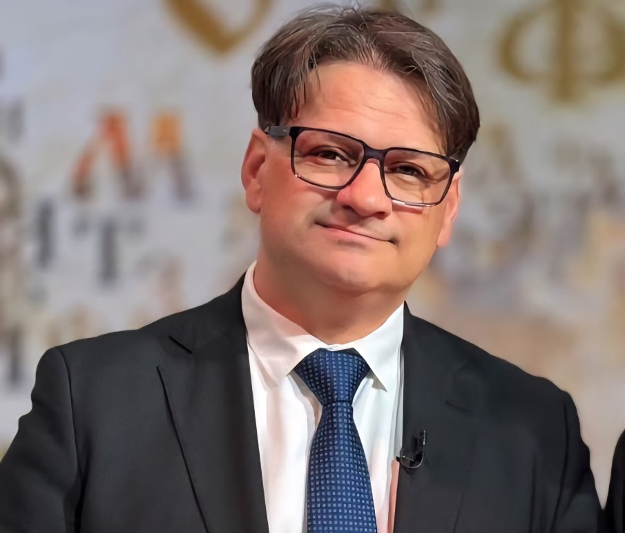 САМО В ПИК И РЕТРО: Дъщерята на министър Бачев празнува пълнолетие (СНИМКА)