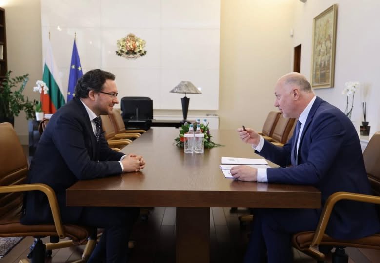 На вниманието на джигитите: Даниел Митов изброи всички нови мерки за пътна безопасност: С Росен Желязков работим в синхрон