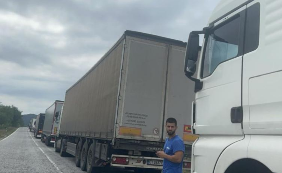 Катастрофа затвори временно Прохода на Републиката